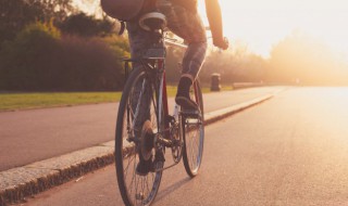 蹬自行车减肥方法 蹬自行车减肥方法有哪些