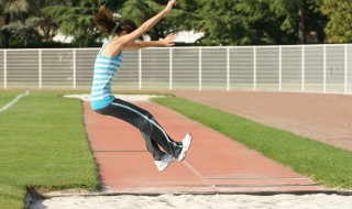 三级跳基础训练方法 如何正确练习三级跳?