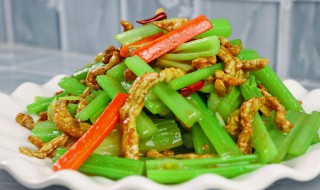 芹菜炒肉丝的家常做法 绿豆芽芹菜炒肉丝的家常做法