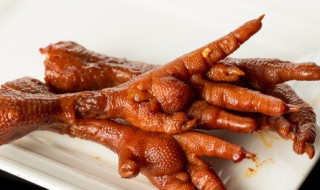 红烧鸡爪的家常做法简单 怎么做红烧鸡爪子最好吃窍门