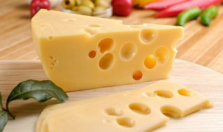 烘焙奶酪可以直接吃吗 奶酪可以直接吃吗