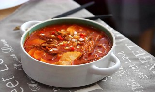 韩式辣牛肉汤怎么做 韩式辣牛肉汤做法窍门