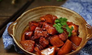 红烧肉炖萝卜怎么做 红烧肉炖水萝卜做法