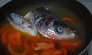 番茄萝卜鱼头汤的做法大全 番茄萝卜鱼头汤的做法