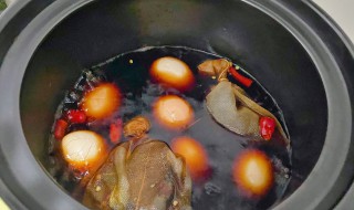 卤煮五香茶叶蛋的做法 卤煮五香茶叶蛋的做法窍门
