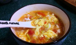 鸡蛋火腿汤的家常做法 鸡蛋火腿疙瘩汤的做法