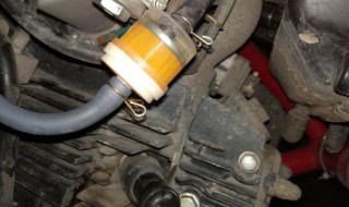 化油器顶针卡簧怎么装 摩托车化油器顶针怎样安装