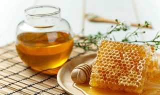 蜂蜜用怎么装好 怎么装蜂蜜更方便