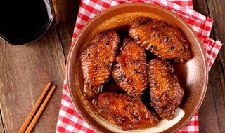 微波炉烤鸡翅的做法简单 微波炉烤鸡翅怎么做好吃