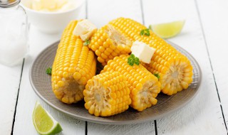 五花肉焖玉米怎么做 五花肉炖玉米怎么做