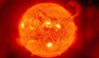 太阳耀斑发生在太阳的哪一个层 太阳耀斑是发生在太阳色球层
