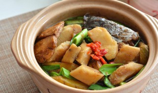 鲅鱼干豆腐煲的制作方法 鲅鱼炖豆腐的做法大全家常窍门