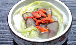 白菜炖腊肉砂锅怎么做 白菜炖腊肉砂锅怎么做的