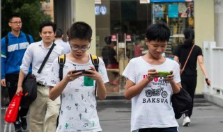 小学生使用手机的利与弊 最适合小学生的手机