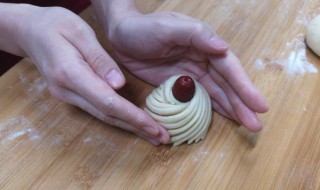 网红奶香花卷馒头怎么做 奶香花卷的做法视频
