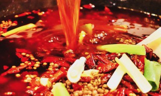 红油火锅的红油是怎么做的视频 红油火锅的红油是怎么做的