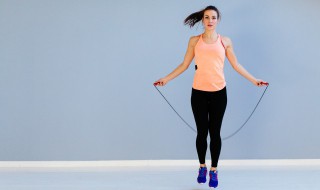 每天跳绳多少下减肥呢女生 每天跳绳多少下减肥呢