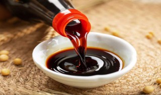 红烧酱油和老抽酱油有什么不同 红烧酱油和老抽酱油有什么不同吗