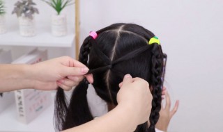 lO岁儿童怎样梳头发简单又好看 给儿童梳头发教程