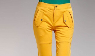 橘黄色裤子配什么颜色上衣好看童装 橘黄色裤子配什么颜色上衣?