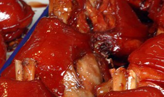 红烧猪蹄的做法和配料 红烧猪蹄配什么菜好吃