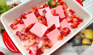 草莓牛奶冻做法的视频 草莓奶冻的做法和配方
