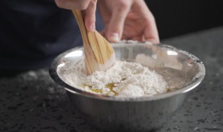 饺子皮和面的简单方法怎么做 饺子皮和面的简单方法
