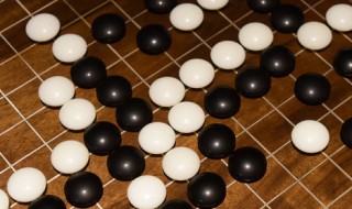 下五子棋的技巧必胜 五子棋最简单的套路