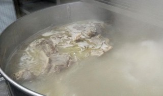 卤牛肉汤的熬制方法 卤牛肉汤的熬制方法窍门