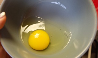 鸡蛋打散后能否隔夜放冰箱保存 鸡蛋打散后能否隔夜放