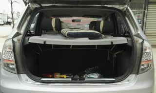 威志v2后备箱在车内如何打开 威志v2后备箱开关在哪里