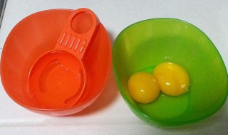蛋清浅绿色是怎么回事 蛋清呈淡绿色是怎么回事
