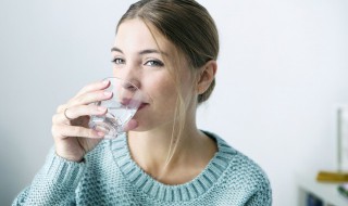 喝水对胃肠有没有好处 喝水对胃肠道的好处