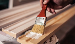 实木刷油漆的方法 实木刷漆步骤以及注意事项