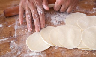 制作饺子皮有什么技巧 制作饺子皮有什么技巧和方法