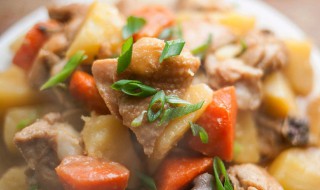 鸡肉豆腐土豆的做法 怎么做鸡肉豆腐炖土豆