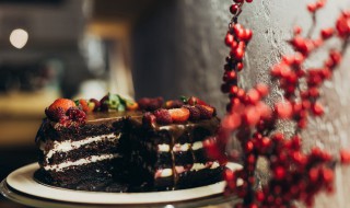 巧克力脆皮蛋糕的做法窍门 巧克力脆皮盒子蛋糕的做法