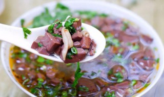 鸭血汤的简单做法 鸭血汤怎么做好吃简单