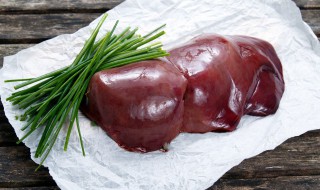 猪肝菠菜的制作方法 猪肝菠菜怎么做补血