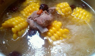 玉米排骨汤做法步骤 如何做玉米排骨汤