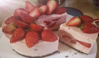 草莓芝士蛋糕的做法视频 草莓芝士蛋糕的做法