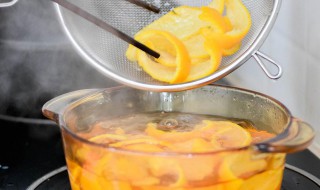 橙子皮泡水喝有什么好处 橙子皮泡水喝有什么好处是上火的吗