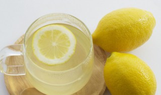 蜂蜜柠檬水怎么做的好喝 蜂蜜柠檬水怎么做好喝而且不酸