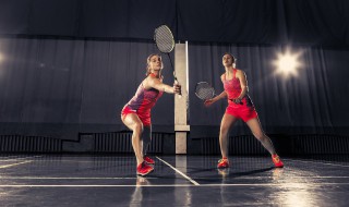 羽毛球网高度为多少厘米正常 羽毛球网高度为多少厘米