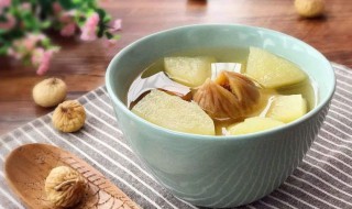 苹果雪梨汤的功效与作用 苹果雪梨汤的功效与作用是什么