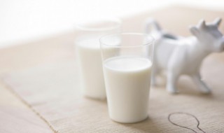 鲜牛奶和纯牛奶哪个更有营养 鲜牛奶和纯牛奶哪个更有营养 知乎