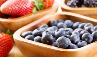 蓝莓和火龙果可以一起吃 蓝莓能和火龙果同时吃吗