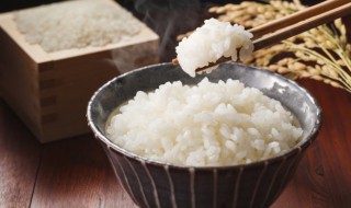 米饭变红还能吃吗图片 米饭变红还能吃吗