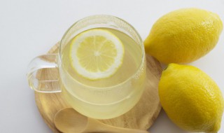 干柠檬片泡水的好处是什么 干柠檬片泡水的好处