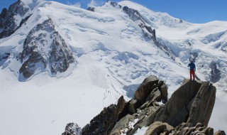 阿尔卑斯山最高峰是哪一座 阿尔卑斯山最高峰是
